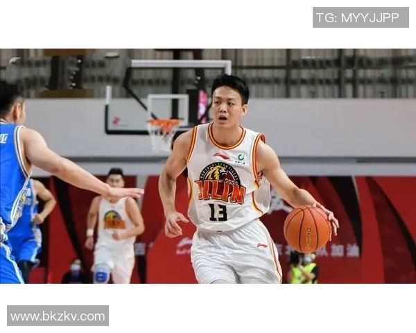 上海篮球队在世锦赛中的辉煌历程与突破之路全景回顾 上海篮球队在世锦赛中的辉煌历程与突破之路全景回顾